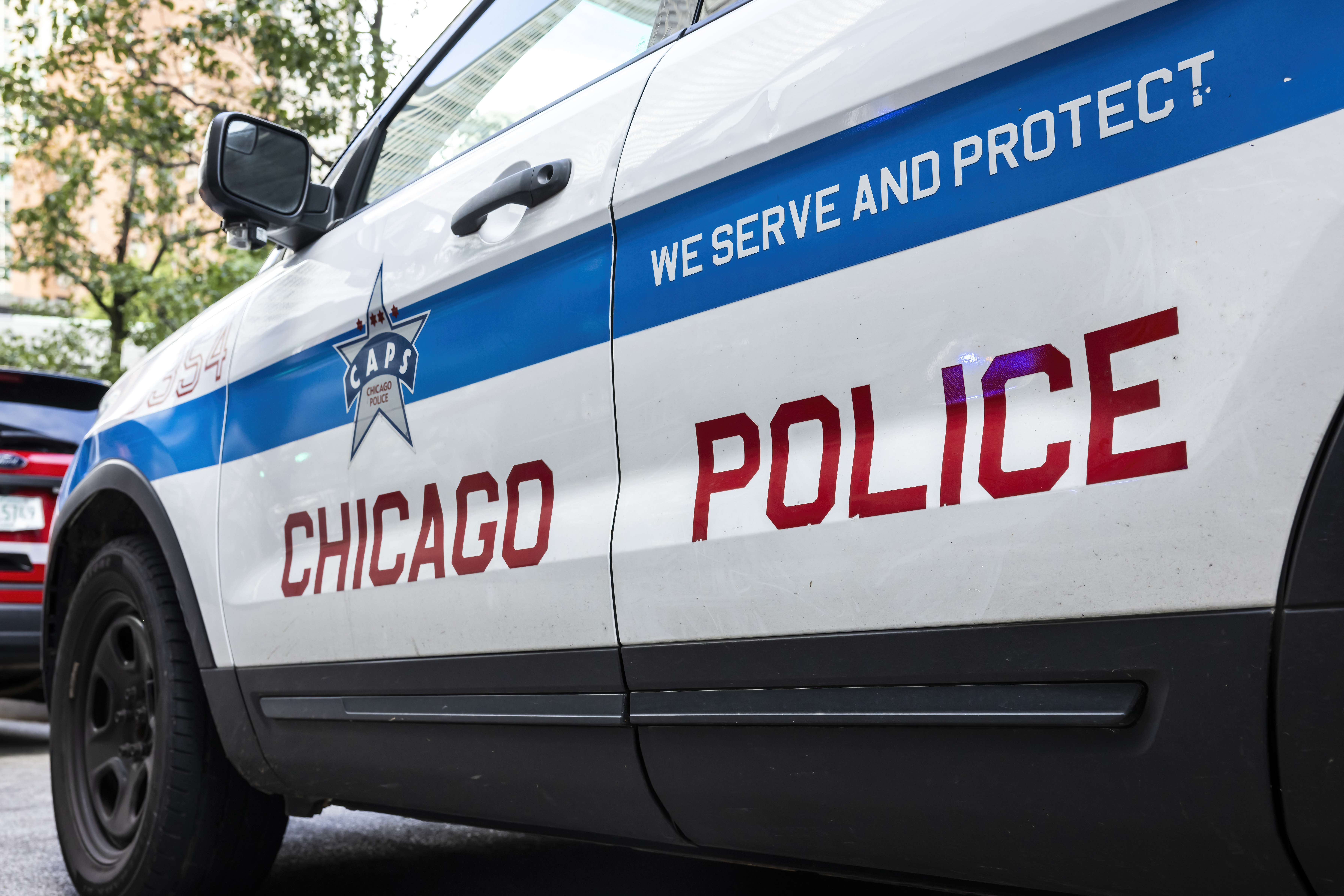 Off-duty Chicago police officer dies by apparent suicide in West Loop home - Vimarsana News
