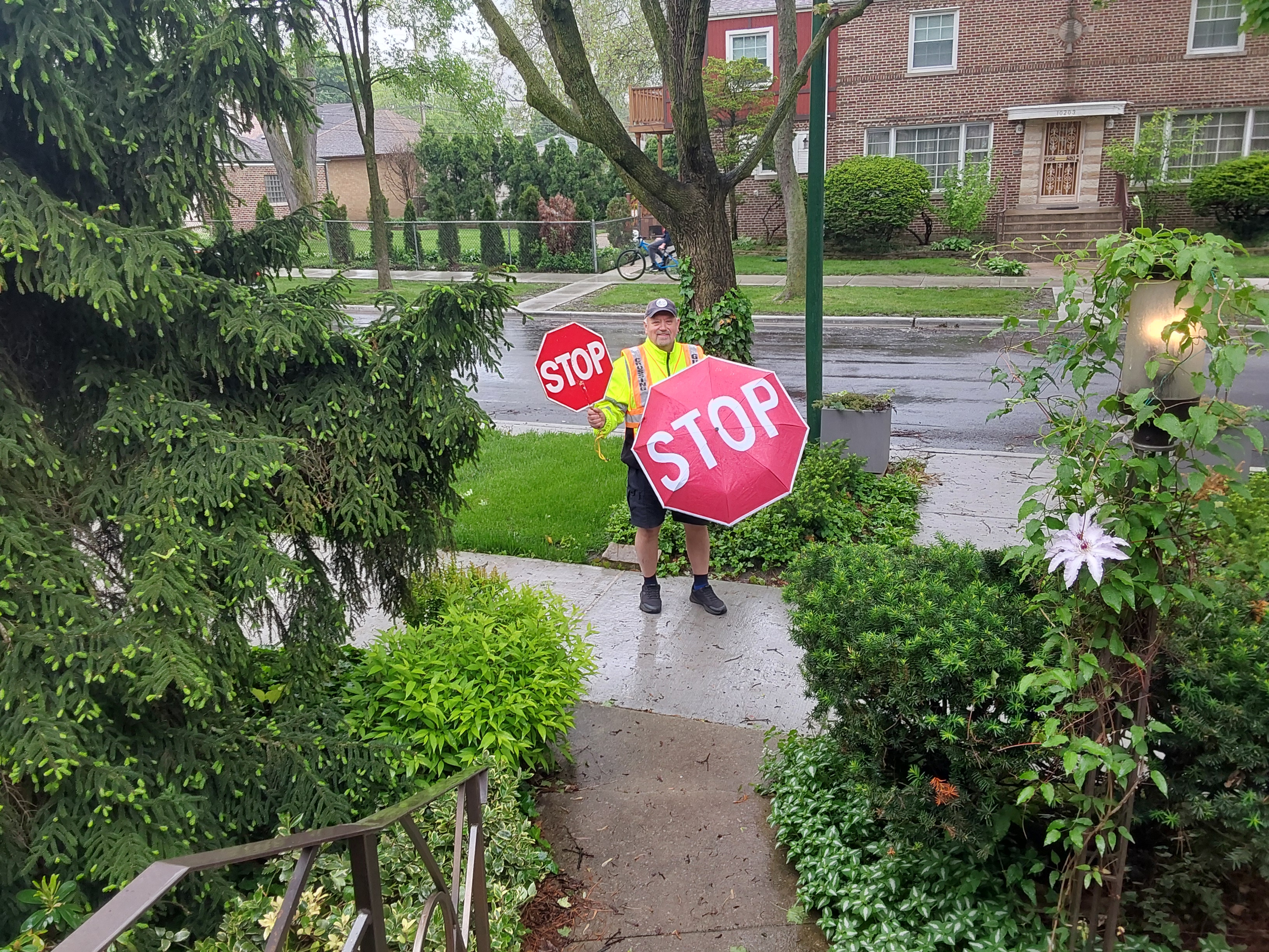 As Chicago school crossing guard, Chicago's Next Voices writer sees 'building blocks of trust and friendship' - Vimarsana News