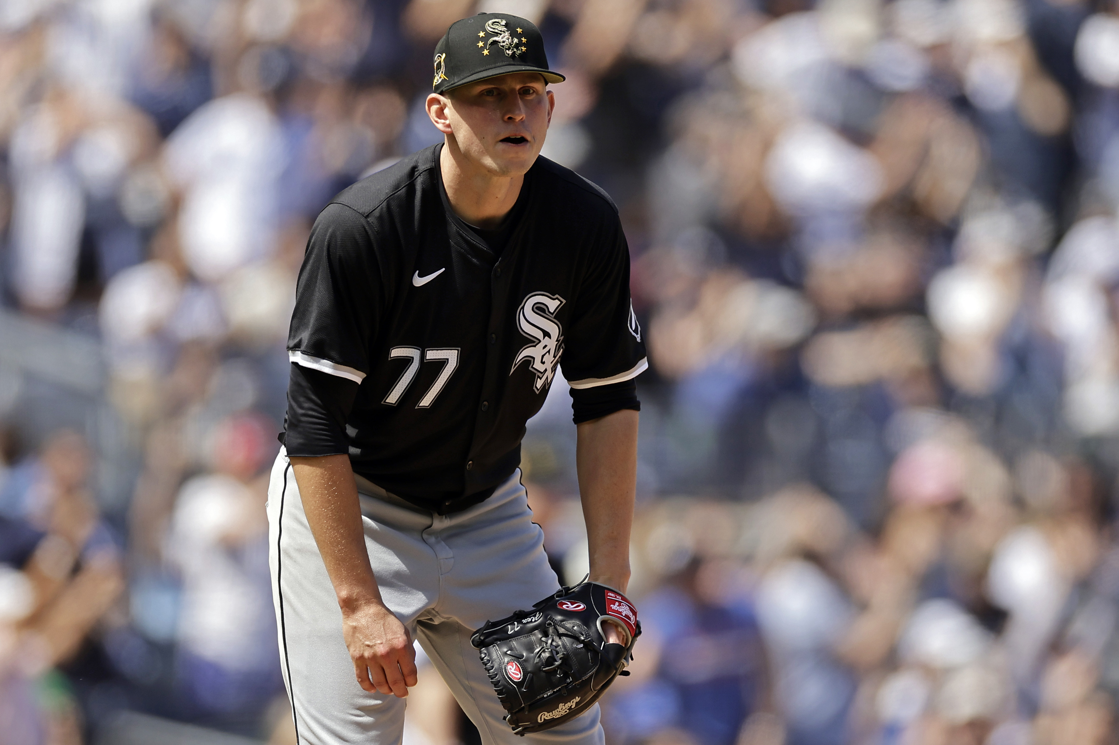 White Sox swept by streaking Yankees, behind the pitching of former Sox Carlos Rodon - Vimarsana News