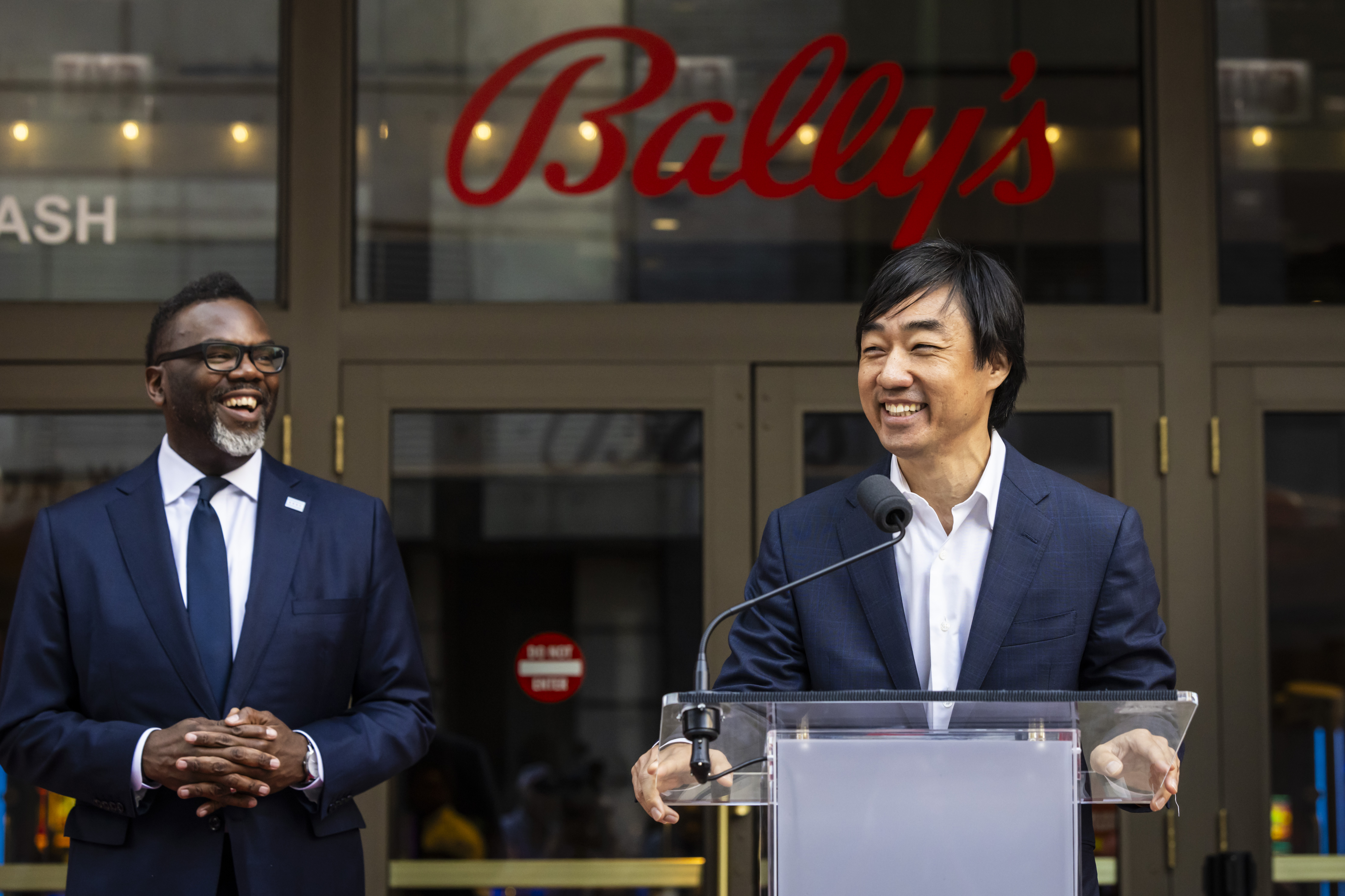 Bally's chairman tries to take company private as it looks for $800M in Chicago casino financing - Vimarsana News