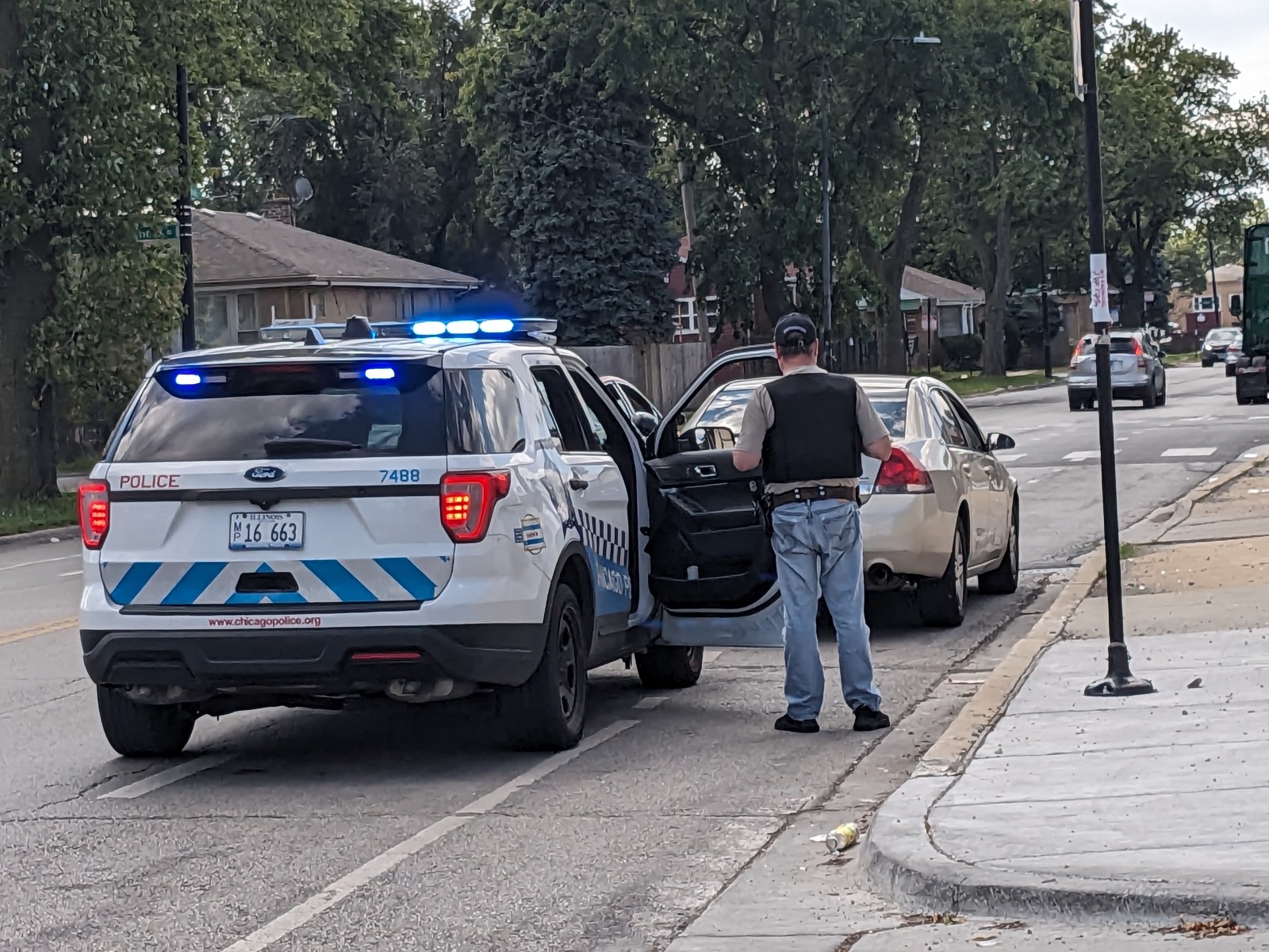 Kim Foxx wants to stop prosecuting felony cases tied to some traffic stops. Wrong move. - Vimarsana News