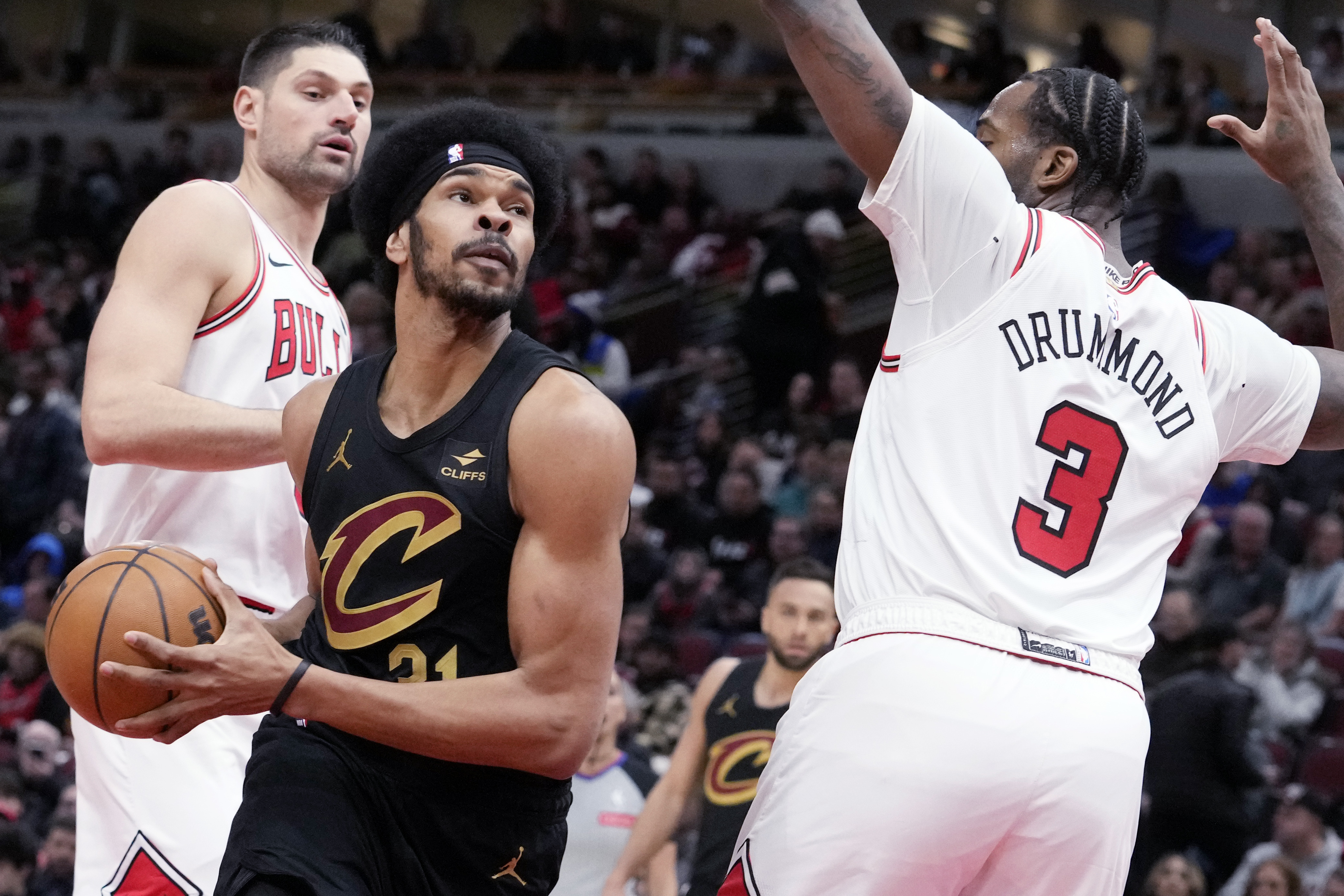 Bulls bounce back from embarrassment to beat Cavs in double overtime - Vimarsana News