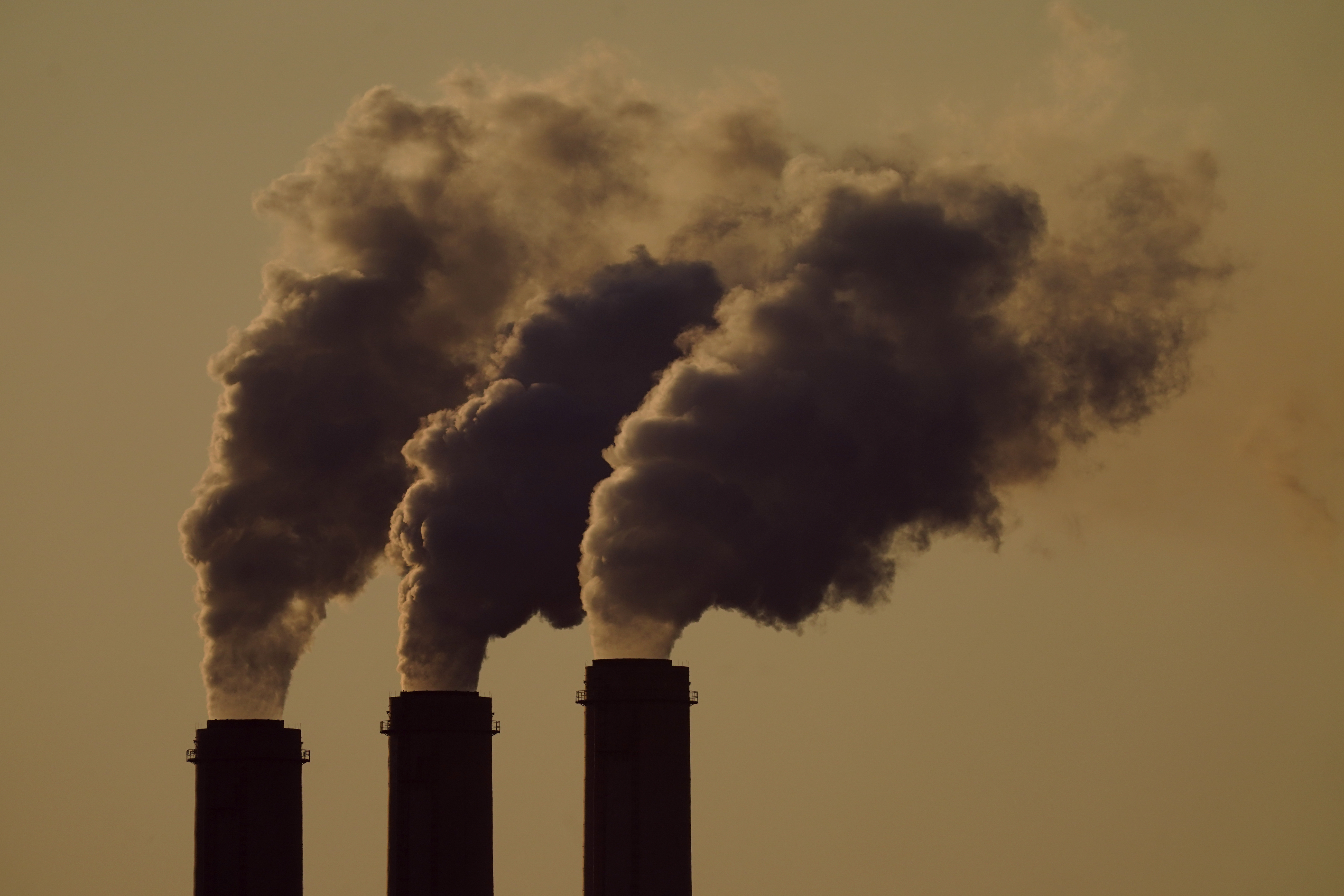 Coal ash pollution cleanup will boost Waukegan and other Great Lakes communities - Vimarsana News