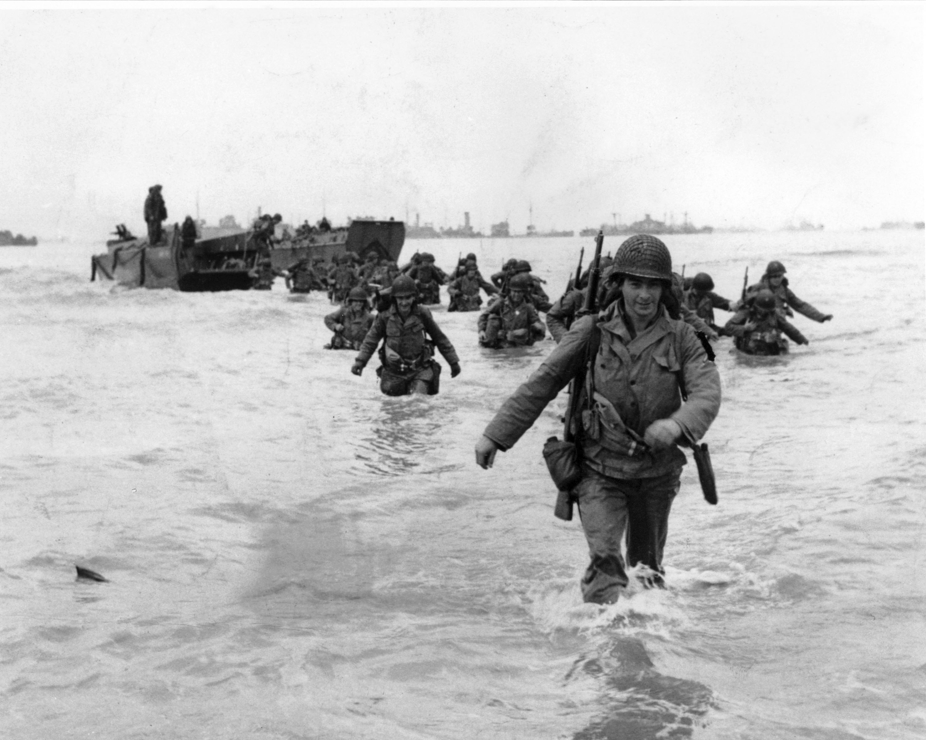 'When you are one of the few who are left': A World War II vet recalls D-Day and those who died for freedom - Vimarsana News