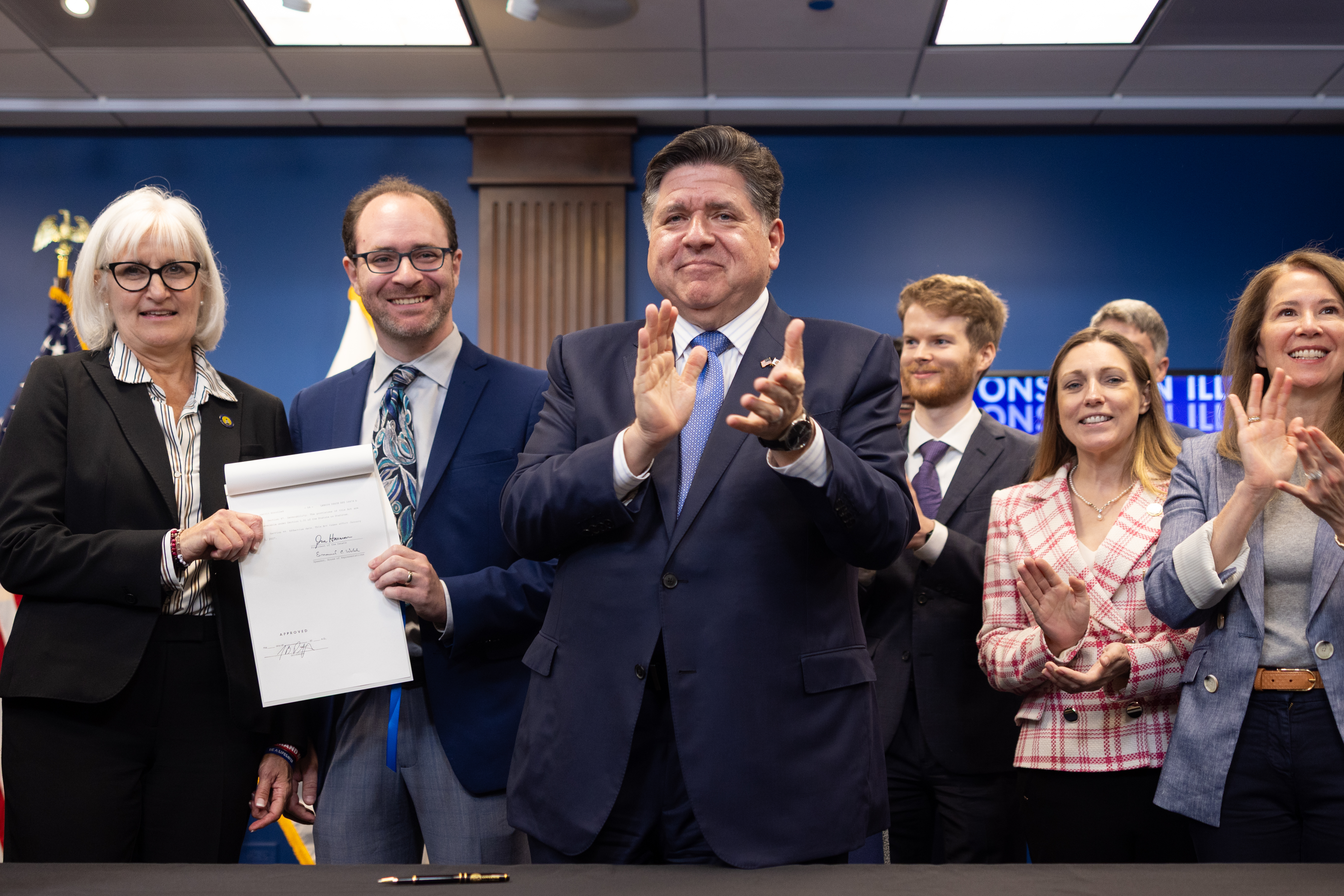 Gov . JB Pritzker signs Illinois AI regulations into law , aiming to rein in the tech bros