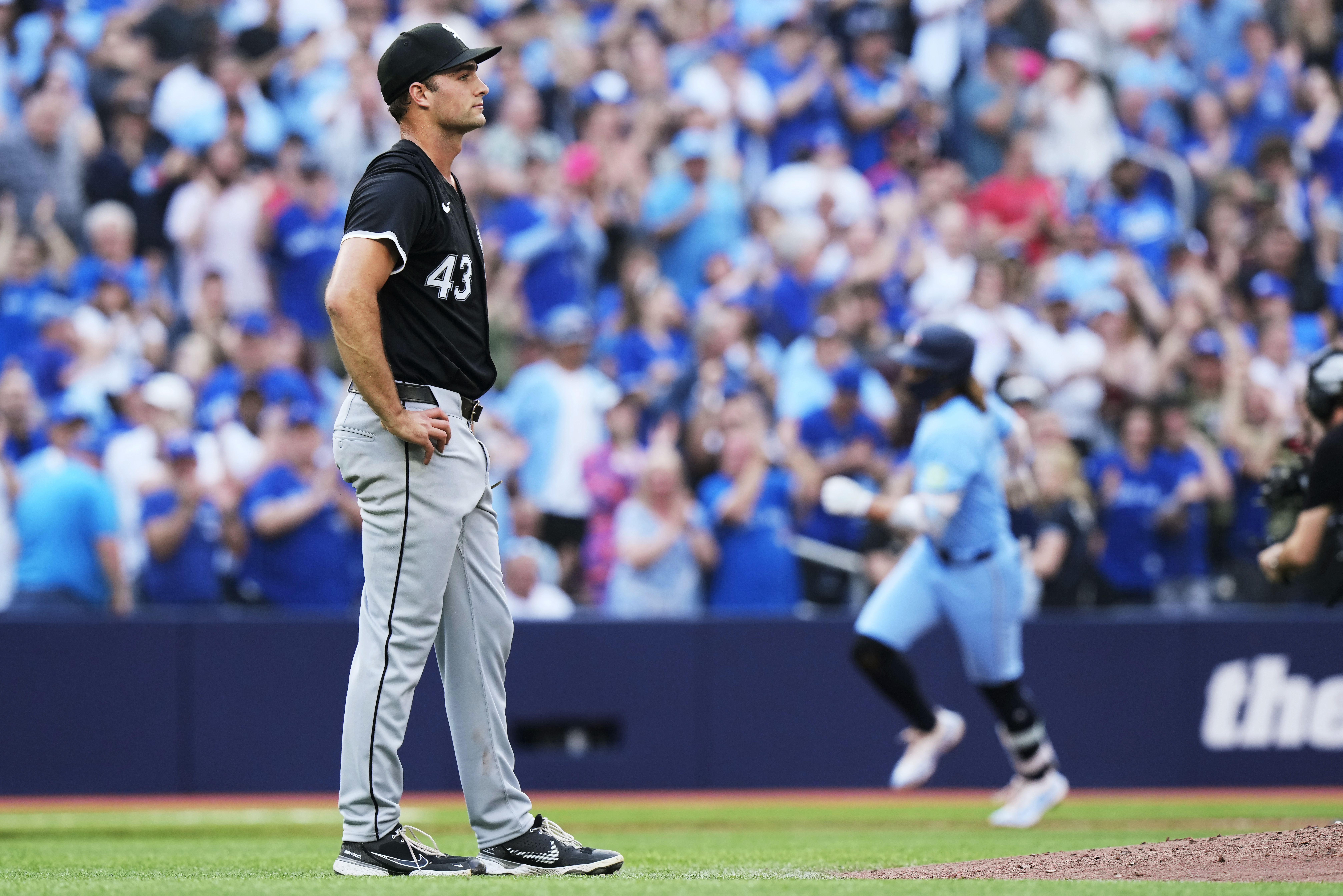 White Sox' Nick Nastrini shelled for nine runs in 9-2 loss to Jays - Vimarsana News